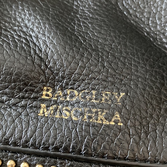 Gently used Badgley Mischka black leather bag with detachable strap - Picture 8 of 10